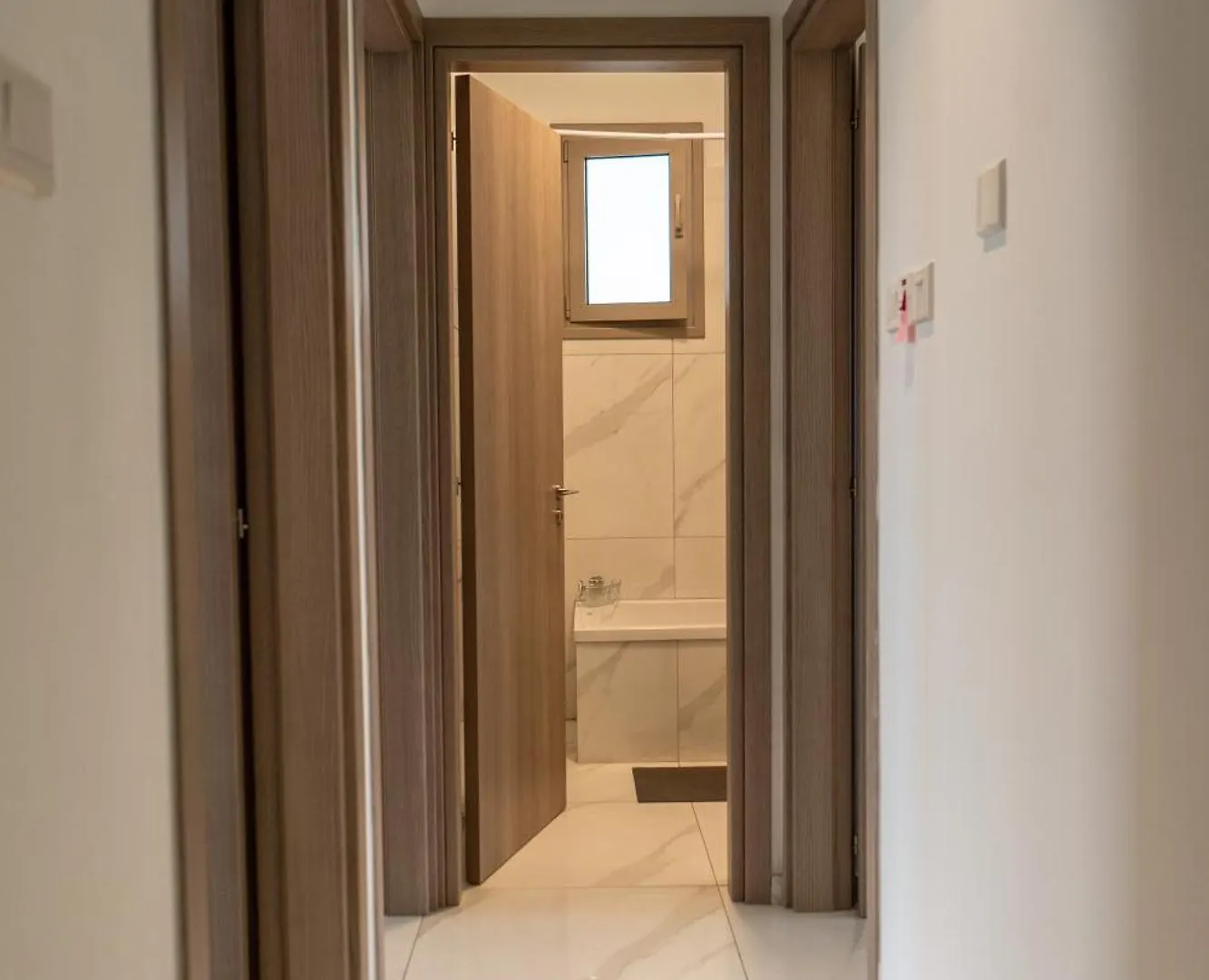 Hubstay - Seaview Villa Oriana In Larnaca, 10 Min Walk To The Beach Cyprus