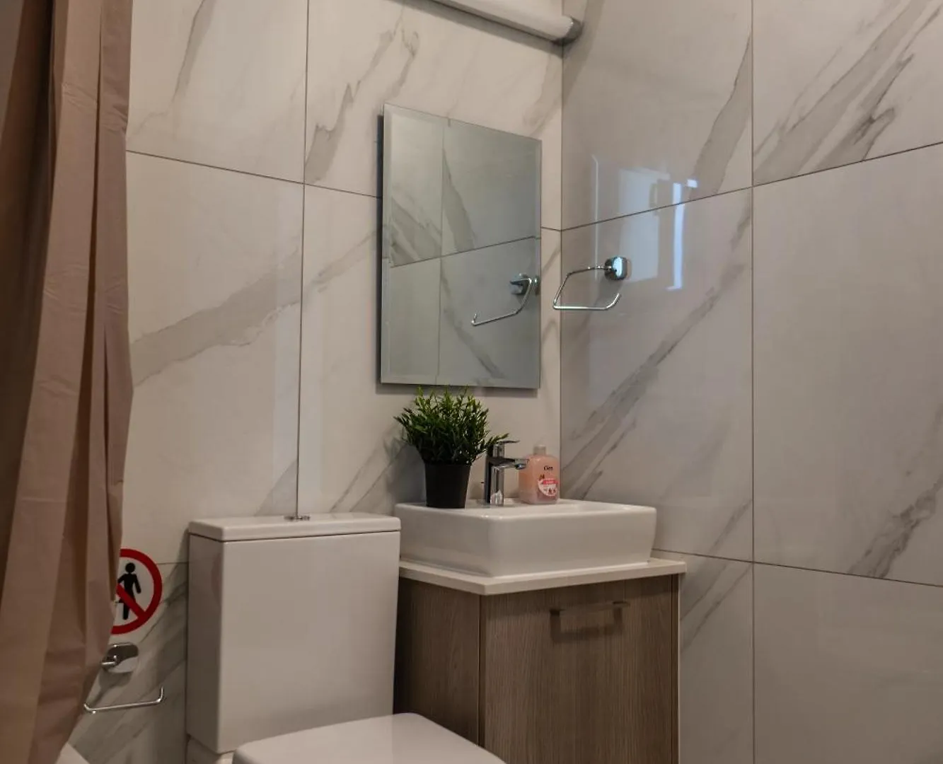 Hubstay - Seaview Villa Oriana In Larnaca, 10 Min Walk To The Beach Larnaca