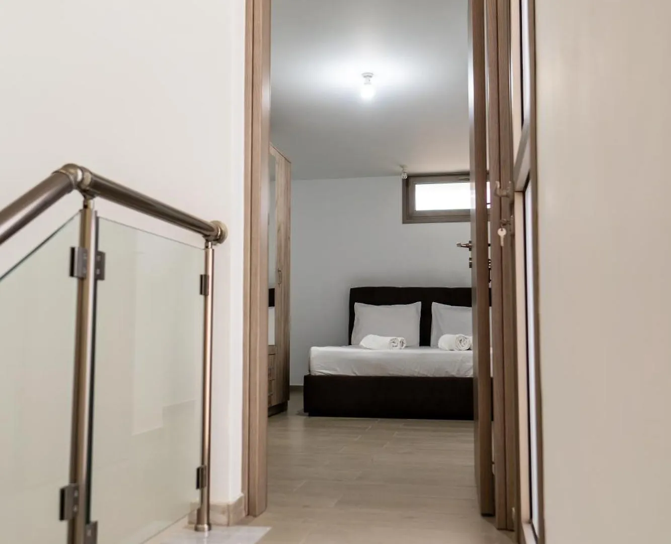 Hubstay - Seaview Villa Oriana In Larnaca, 10 Min Walk To The Beach Larnaca